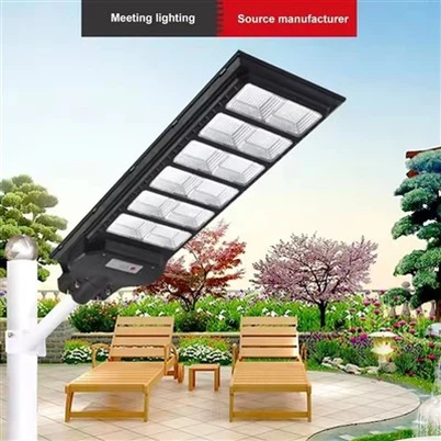 ¿Cuál es el diseño a prueba de arena de una farola solar de 800w?